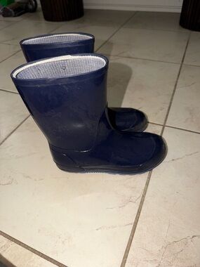 Kids Navy Blue Rain Boots - Comfortable Waterproof Wellies